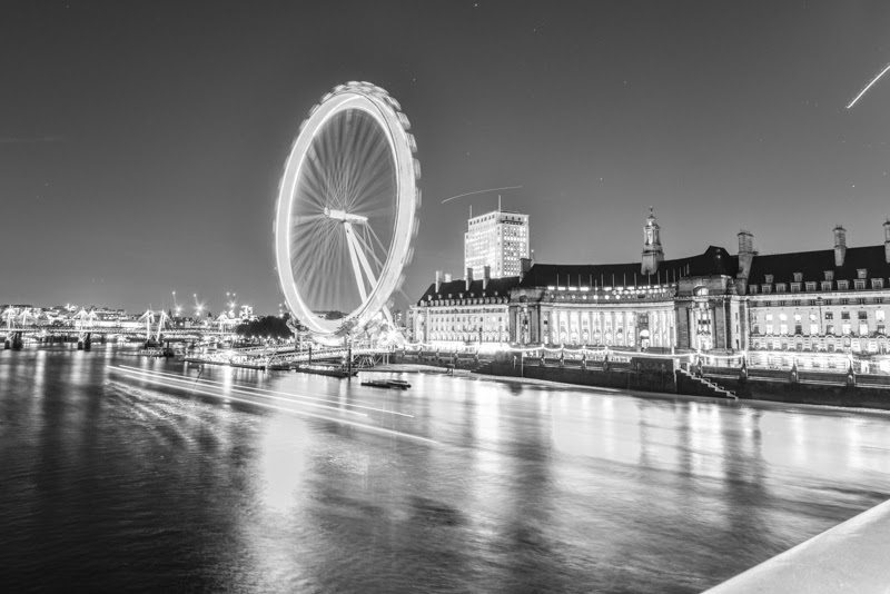 London Pêle Mêle London Pêle Mêle